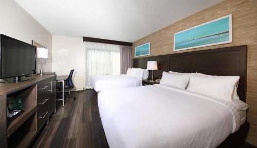 2 Queen Standard Room City View
