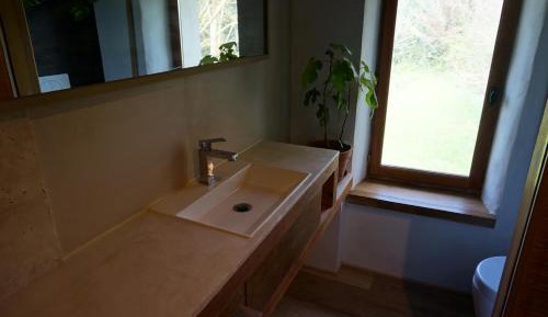 Deluxe Double Room with Shower