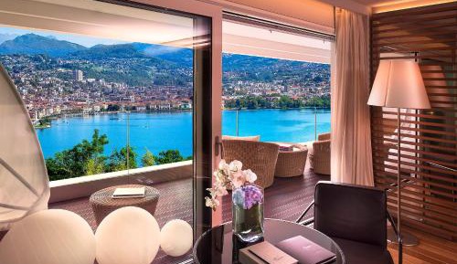 Junior Suite with Balcony and Lake View
