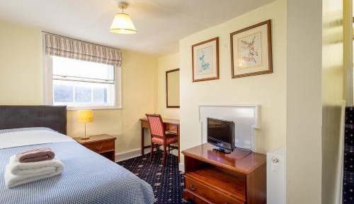 Small Single Room (Second Floor)