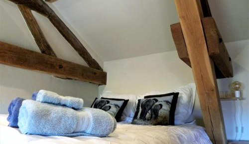 Queen Room with Garden View