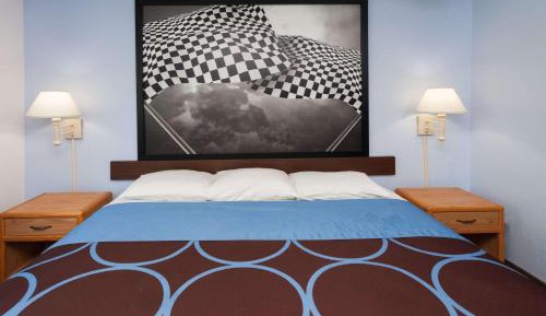 King Studio Suite - Non-Smoking