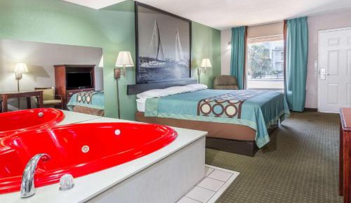 Deluxe King Studio Suite -  Non-Smoking