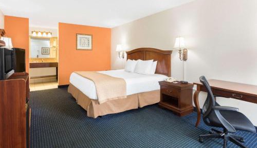 King Room - Disability Access/Non-Smoking
