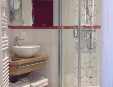 Double Room with Shower