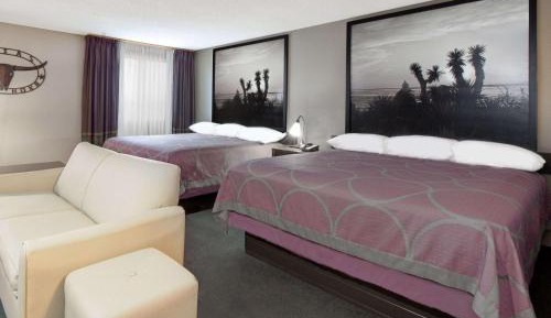 Queen Room with Two Queen Beds - Non-Smoking