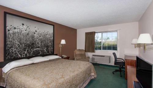 King Room - Disability Access/Non-Smoking