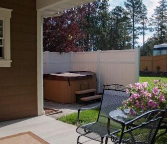 Suite with Hot Tub