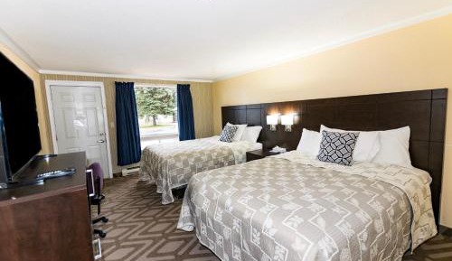 Queen Room with Two Queen Beds