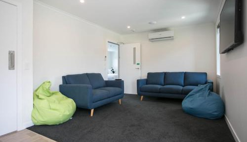 Mixed Dormitory Room