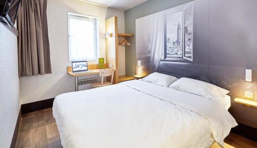 Double Room - Non-Smoking 