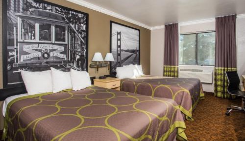 Queen Room with Two Queen Beds - Non-Smoking