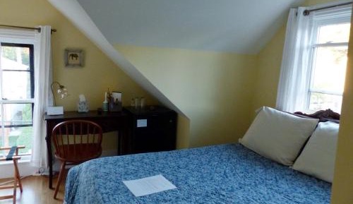 Double Room with Shared Bathroom