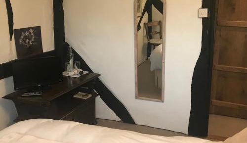 Double Room with Shared Bathroom