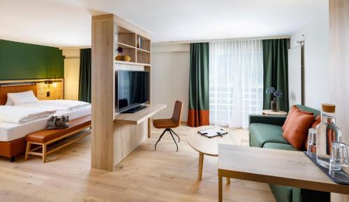 Junior Suite with Mountain View