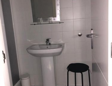 Twin Room with Private Bathroom