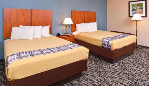 Queen Room with Two Queen Beds - Non-Smoking