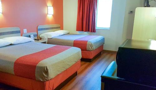 Quadruple Room - Non-Smoking