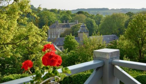 Deluxe Double Room with Castle View