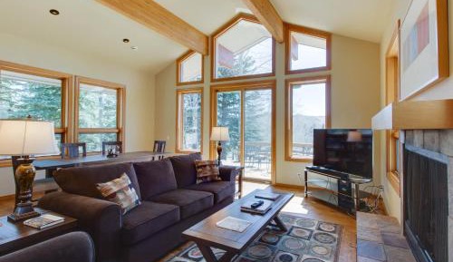 Four-Bedroom Vacation Home