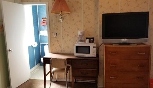 Double Room with Private Bathroom