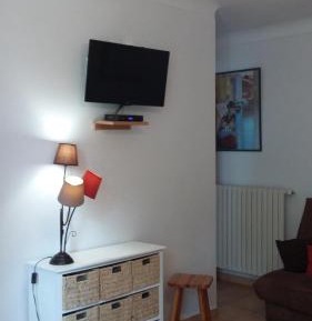 Studio with Garden View