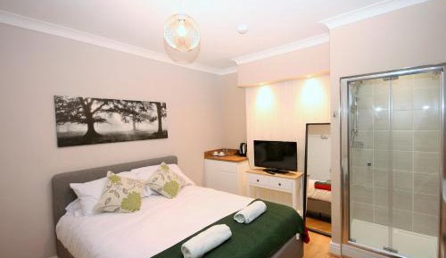 Large Double Room