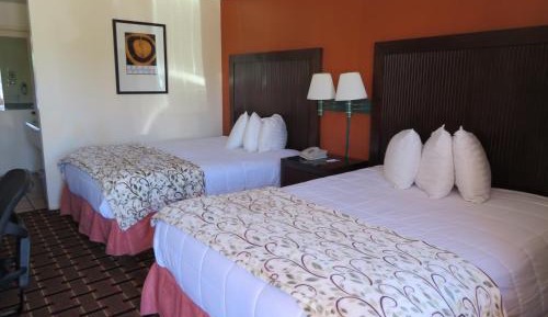 Queen Room with Two Queen Beds - Non-Smoking