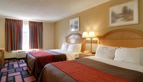 Queen Room with Two Queen Beds - Non-Smoking