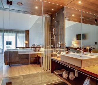 Superior Double Room with Balcony