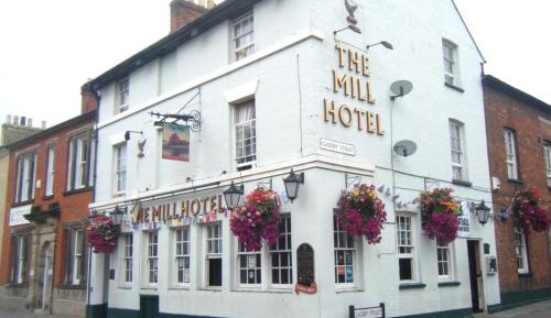 Single Room with Shared Bathroom