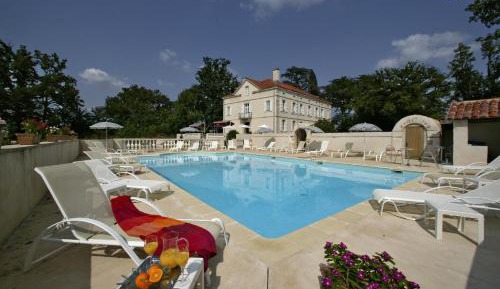 Suite with Pool View