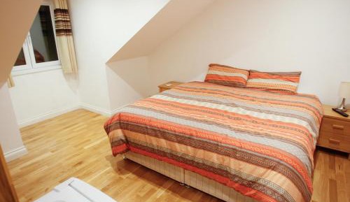 Large Double or Twin Room