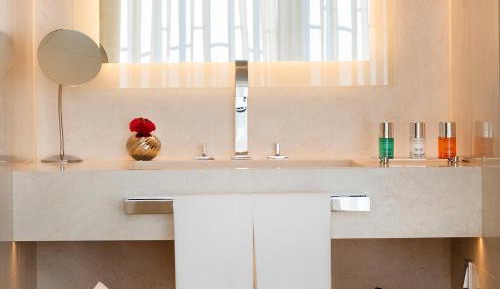 Double room (1 or 2 people)