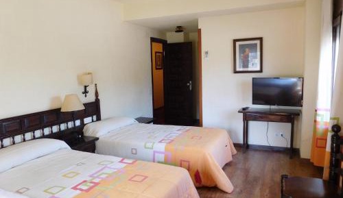Triple Room with Terrace