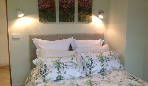 Deluxe Double Room with Shower