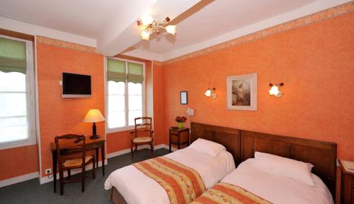 Twin Room with Shower