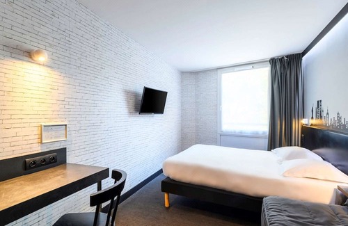 Saint Blaise Hotel | Comfort Hotel Davout Nation Paris 20