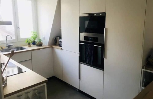 Saint-Vincent-de-Paul Apartment | Bright duplex apartment near train station