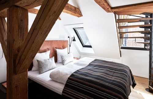 Nyhavn - Amalienborg Hotel | 71 Nyhavn Hotel