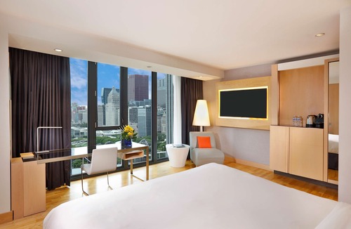 Lakeshore East Hotel | Radisson Blu Aqua Hotel Chicago