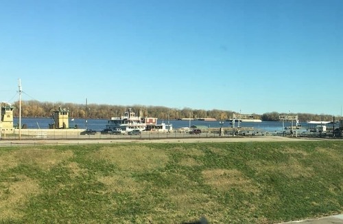 Hannibal Hotel | Lighthouse Hospitality Hannibal