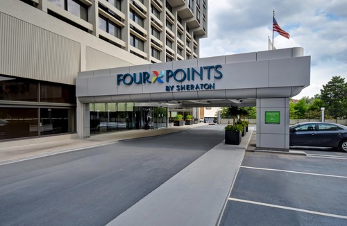Newton Corner Hotel | Four Points by Sheraton Boston Newton