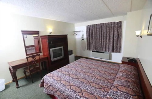 Jericho Hotel | Meadowbrook Motor Lodge