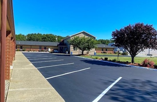 Brooklyn Hotel | Quiet Corner Inn