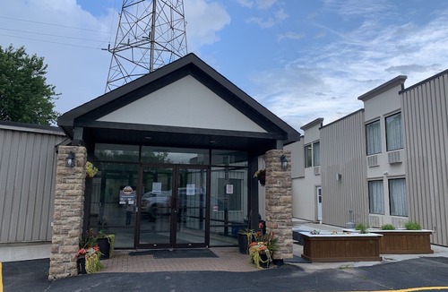 Miramichi Hotel | Travelodge by Wyndham Miramichi New Brunswick