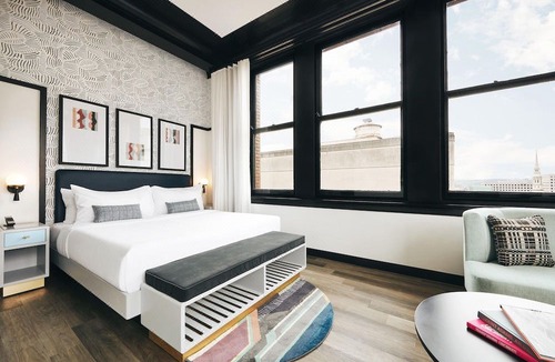 Downtown Cincinnati Hotel | Kinley, Cincinnati Downtown, a Tribute Portfolio Hotel