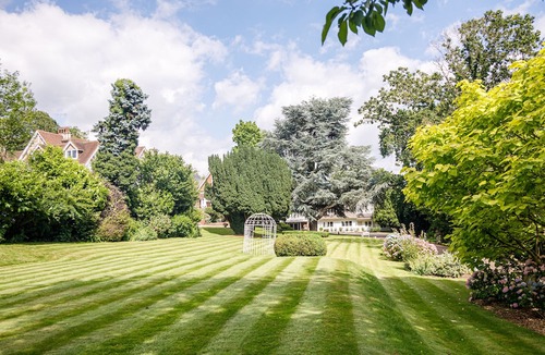 Wilmington Hotel | Rowhill Grange Hotel & Utopia Spa