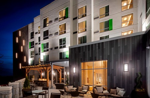 Cumberland Hotel | Courtyard by Marriott Atlanta Vinings/Galleria