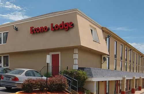 Dumfries Hotel | Econo Lodge Near Quantico Marine Base